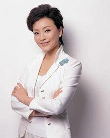 杨澜爆料娱乐圈攀比内幕,奢华生活背后的残酷真相