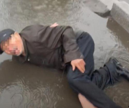 小样爆料男朋友照片视频,男友私密照片视频曝光，甜蜜瞬间尽收眼底
