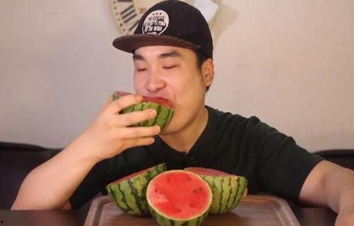 直播吃瓜网红叫什么来着,揭秘网络红人的瓜田传奇