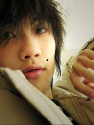 爆料许嵩近况最新消息,新作品筹备中，生活低调却充满期待