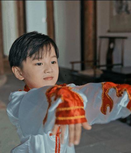 合肥地产爆料事件视频最新,揭露行业潜规则，真相令人震惊