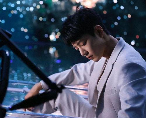 杨紫和肖战最新爆料音乐,青春旋律，情感共鸣