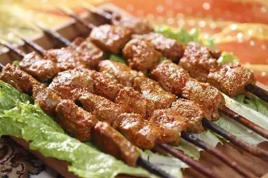 新疆羊肉串爆料视频,揭秘街头美食背后的传奇故事