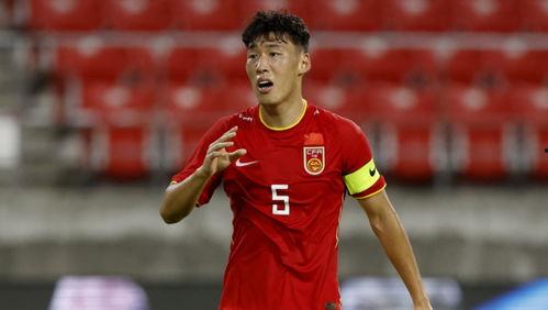 朱辰杰前女友爆料视频,揭秘足球新星背后的情感纠葛