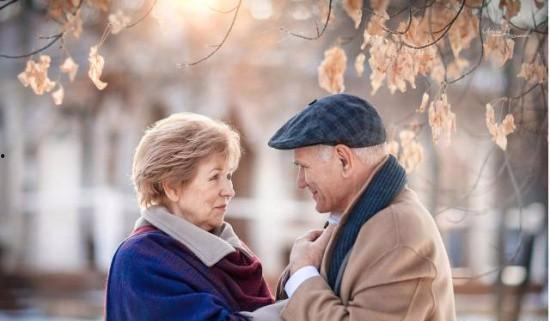 爱的下落在线观看,一场跨越时空的浪漫邂逅