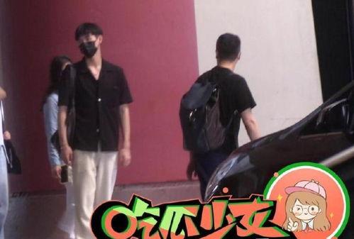 最新娱乐爆料,明星恋情曝光，神秘事件引发热议