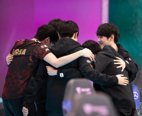 袁坤夏雨最新爆料,揭秘娱乐圈不为人知的幕后真相