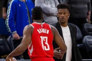 瓦罗兰特冠军套最新爆料,神秘力量觉醒，巅峰对决即将开启！